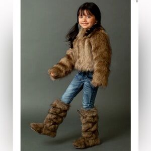 New in Box Joyfolie Zoe Boot